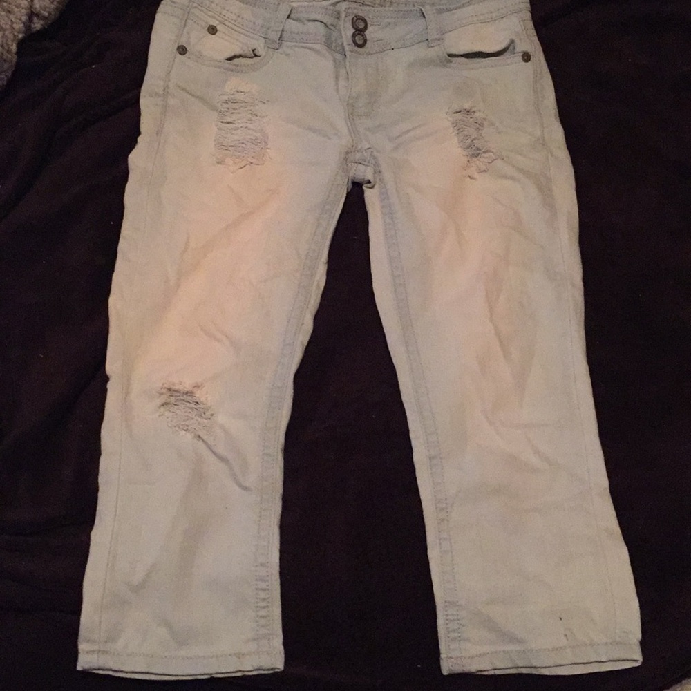 Distressed capris - Picture 2 of 6
